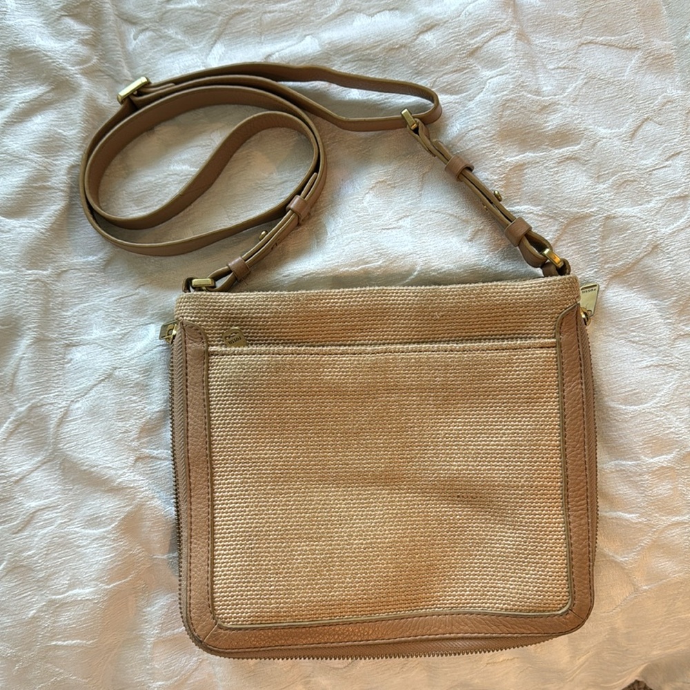 Fossil Beige Preston Straw Shopper Crossbody